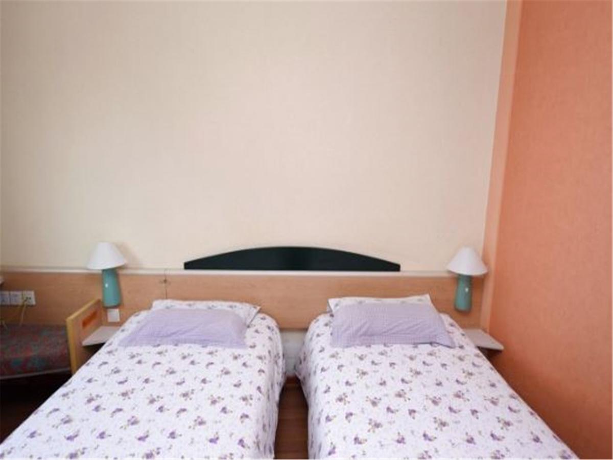 Motel Qingdao Jiaonan Renmin Road Business Street Eksteriør bilde